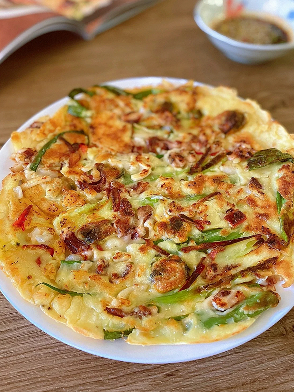 一口封神,延吉海鲜葱饼的做法  亲爱的们,今天我要分享的是一道让人