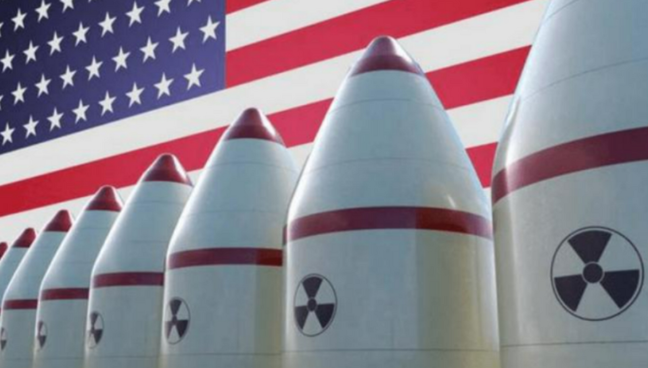 攻击范围要小于常规核武器,产生的冲击波和核辐射也只能影响周围几