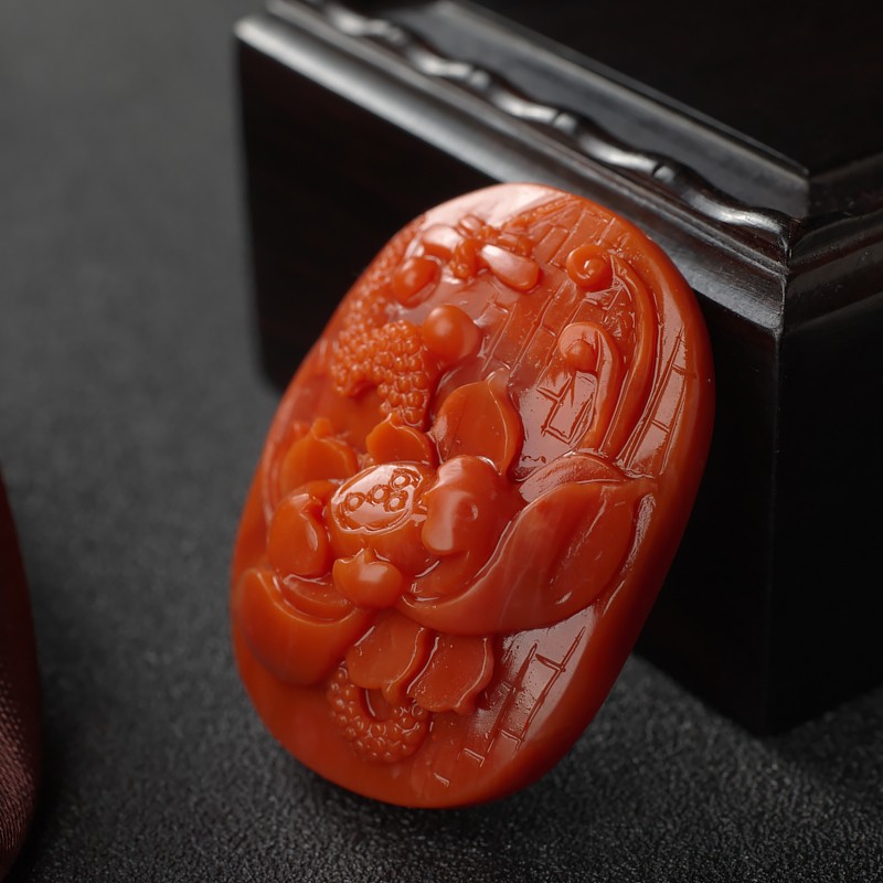 南红百科:解读南红玉料,南红的介绍