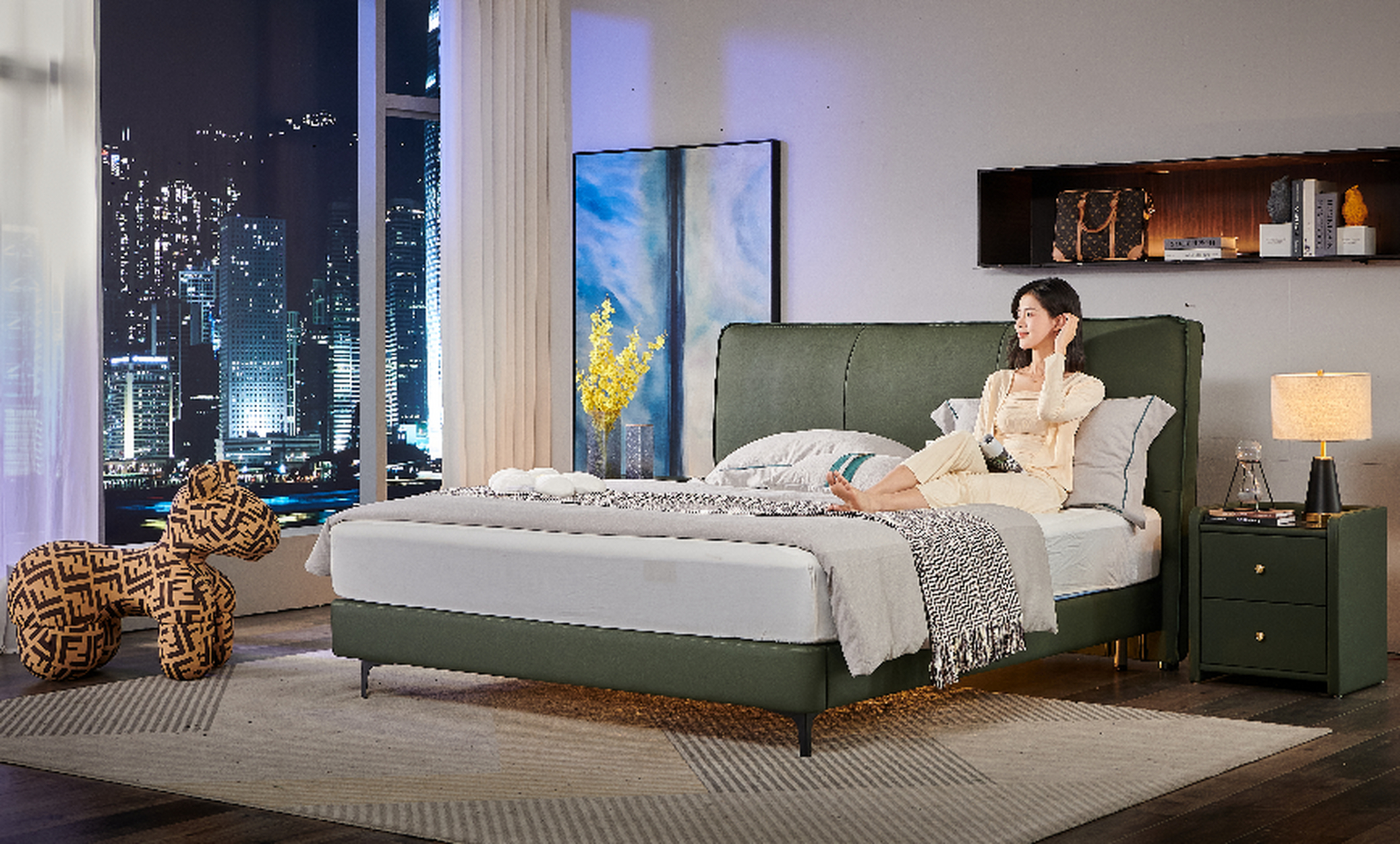 尚驰床垫在改善睡眠质量方面表现出色,拥有定制睡眠系统的理念,提供软