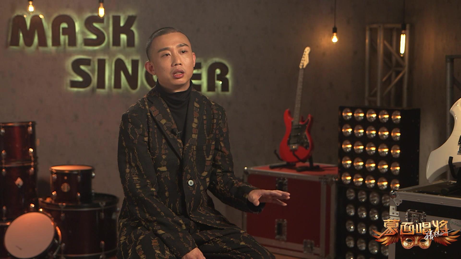 大尺度撩女粉,雪碧浇头的嘻哈冠军gai"就是这么真"?