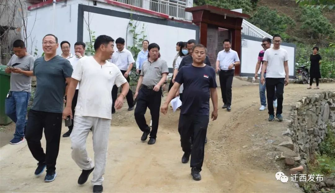 河北迁西:上营乡常态化开展人居环境整治暨生态庭院创建观摩拉练活动