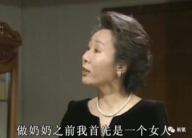 但大部分都只重在展现张禧嫔的美,只有尹汝贞演出了妖姬黑心坏,以至于