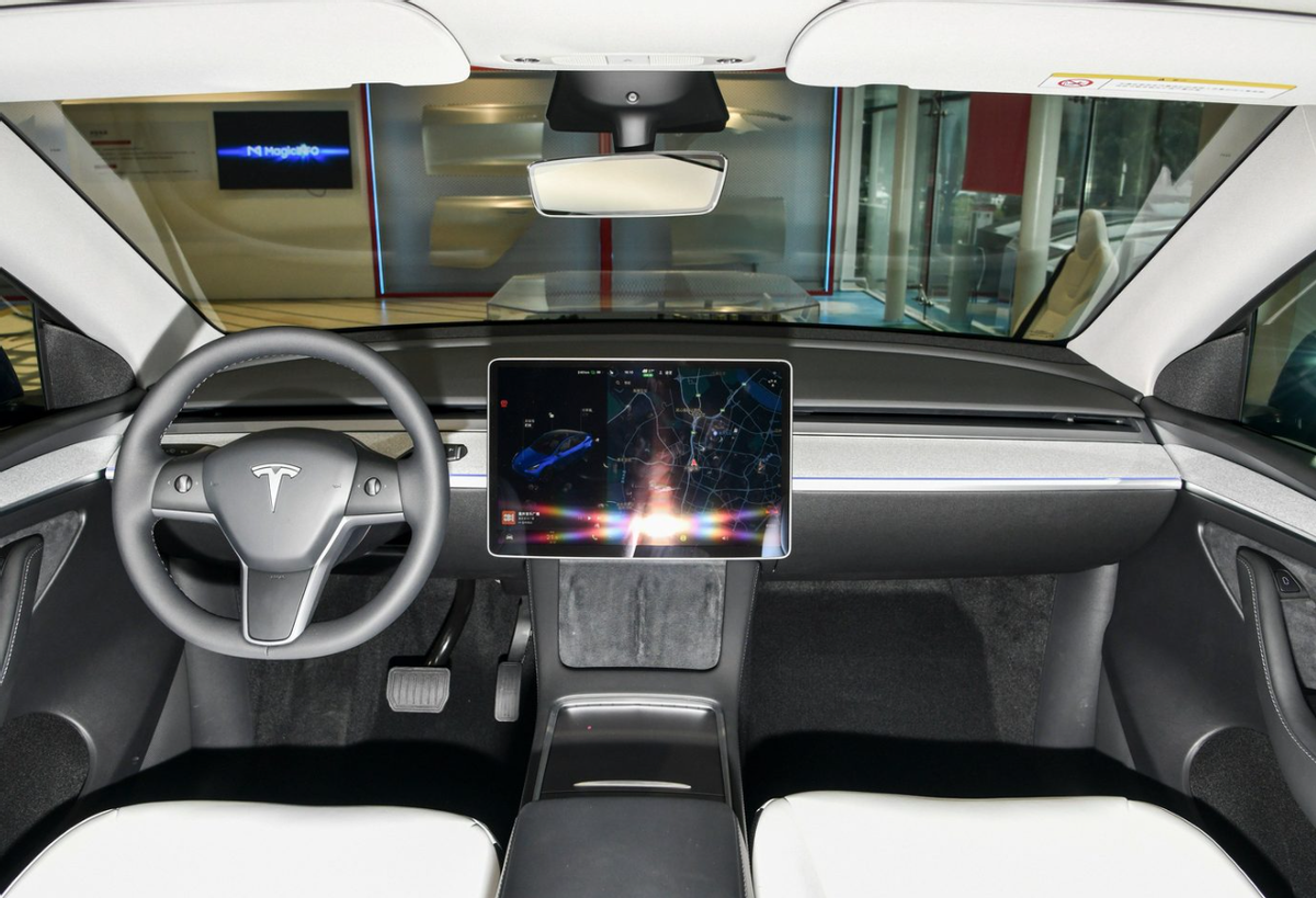新款特斯拉model y售价调整 长续航版上涨2000元