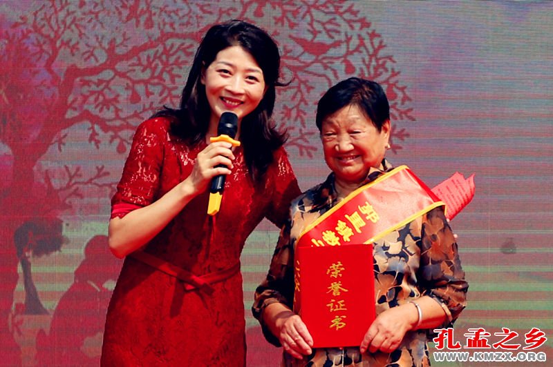 邹城市郭里镇:"状元村"里树新风,家风传家忆初心