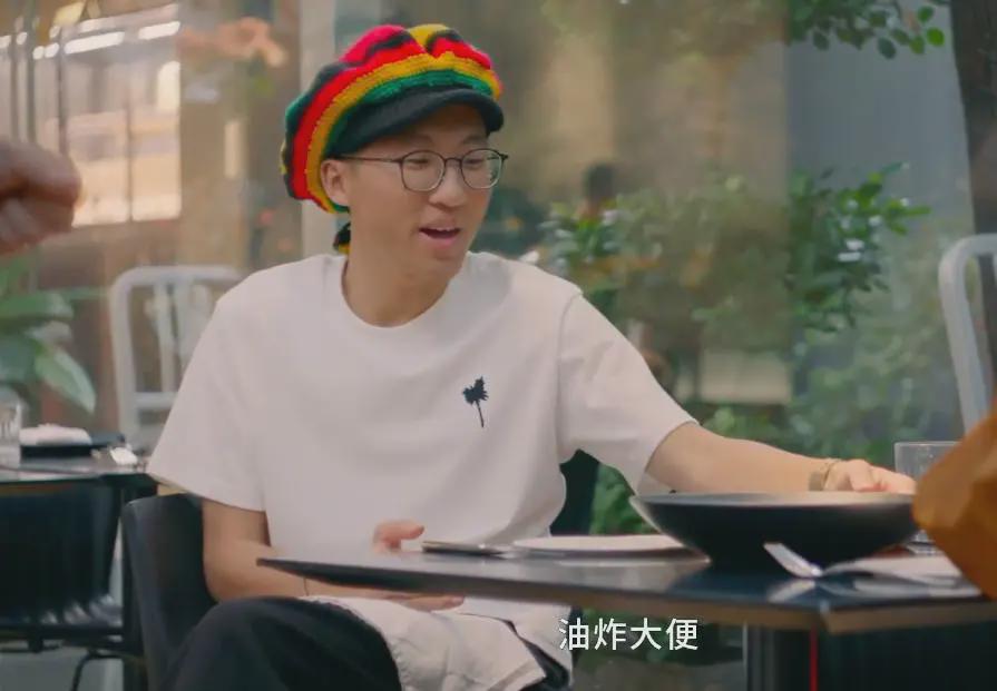 池子退出微博,他到底经历了什么?