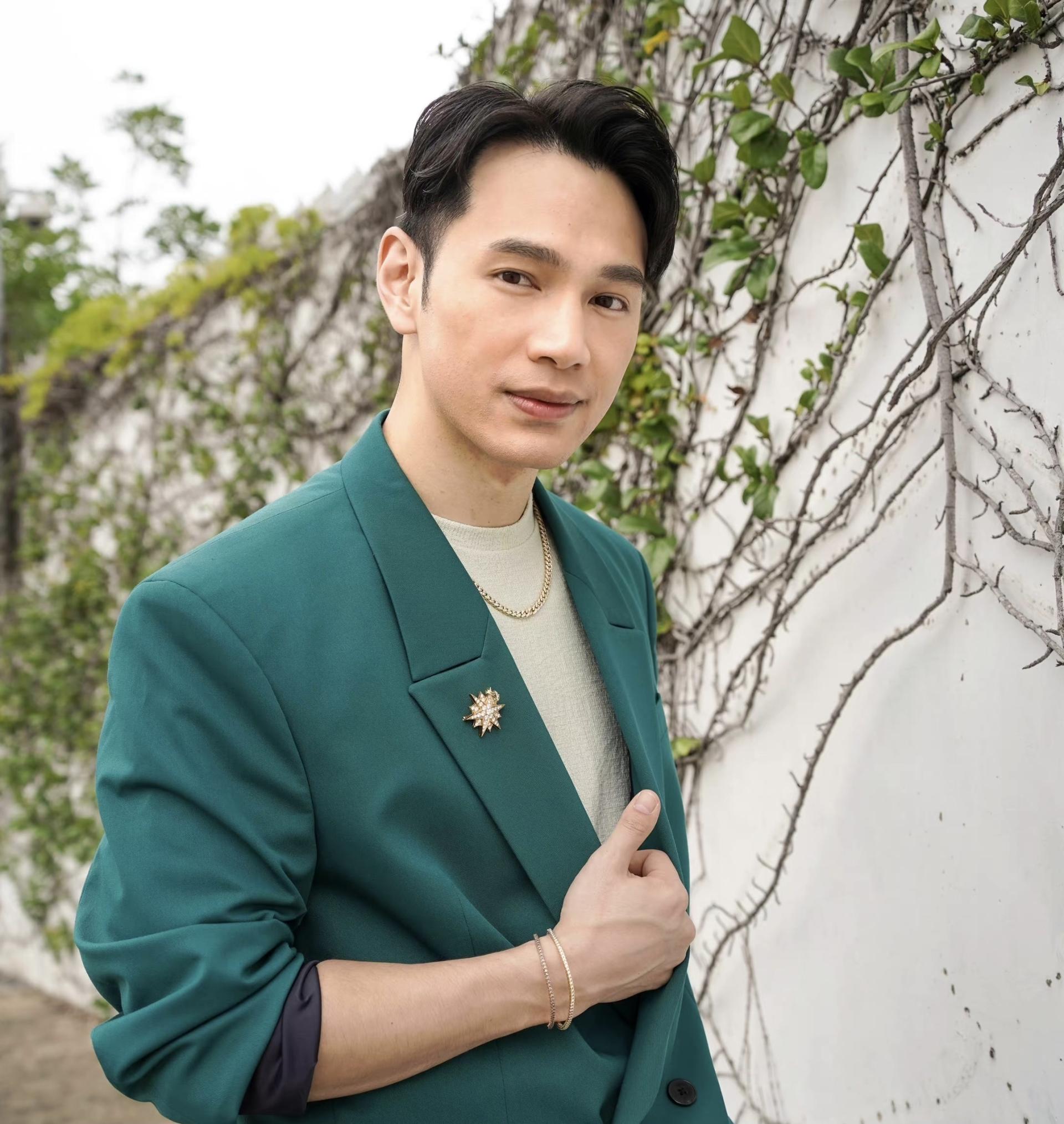 又走一个!tvb知名男星王梓轩宣布离巢,家庭背景优渥是富二代