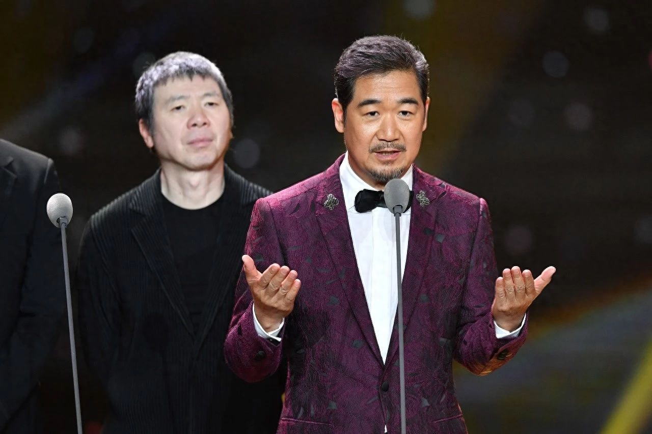 回顾张国立与罗秀春离婚35年他再婚有烦恼她至今单身牵挂儿子