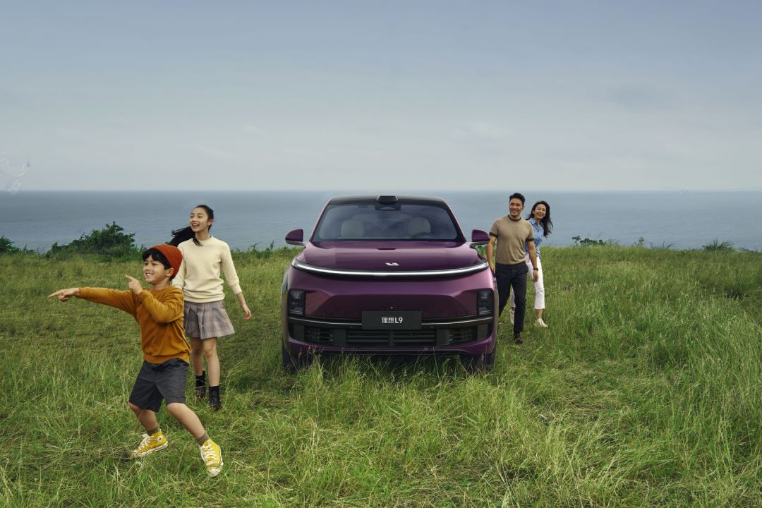 中国版bba!均价超33万月销量破3万辆,理想冲入国产豪华品牌第一