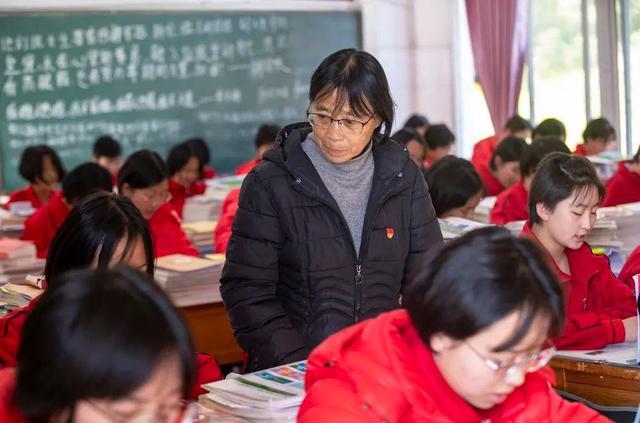 清华招生华坪女高学生图片