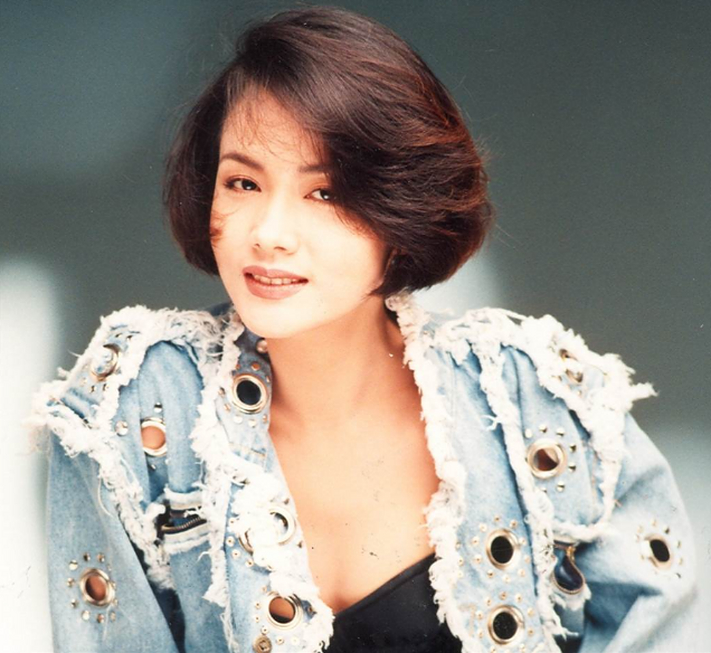 孟庭丽是台湾的演员,她努力减轻家庭负担,成为模特和演员后,她的才华