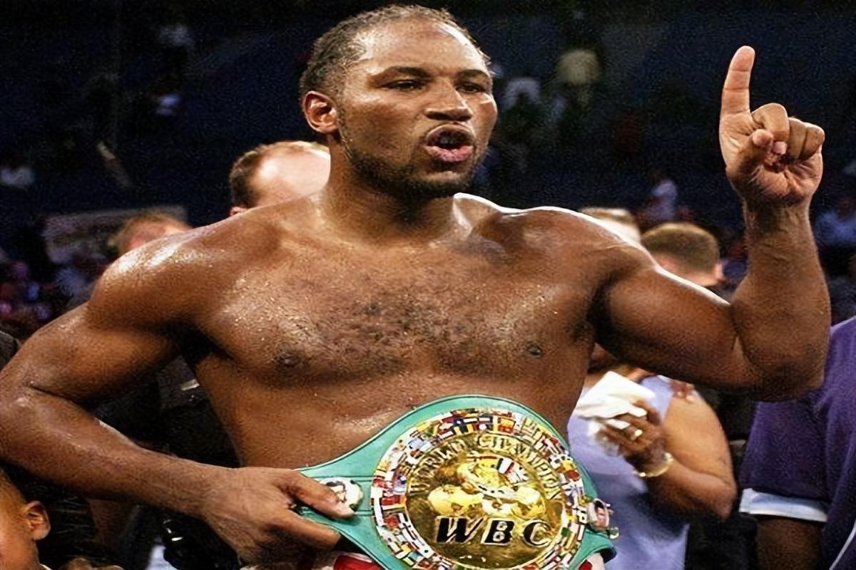 1987年3月,泰森击败詹姆斯·史密斯,获得了wba冠军头衔.