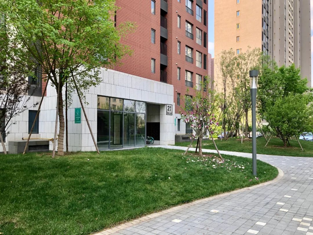 燕郊楼盘-嘉都嘉华苑好不好?听说精装-还送车位