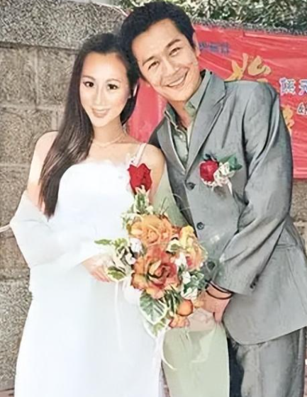 蒋丽莎:5年4胎从来不坐月子,如今38岁的她,老过54岁的丈夫
