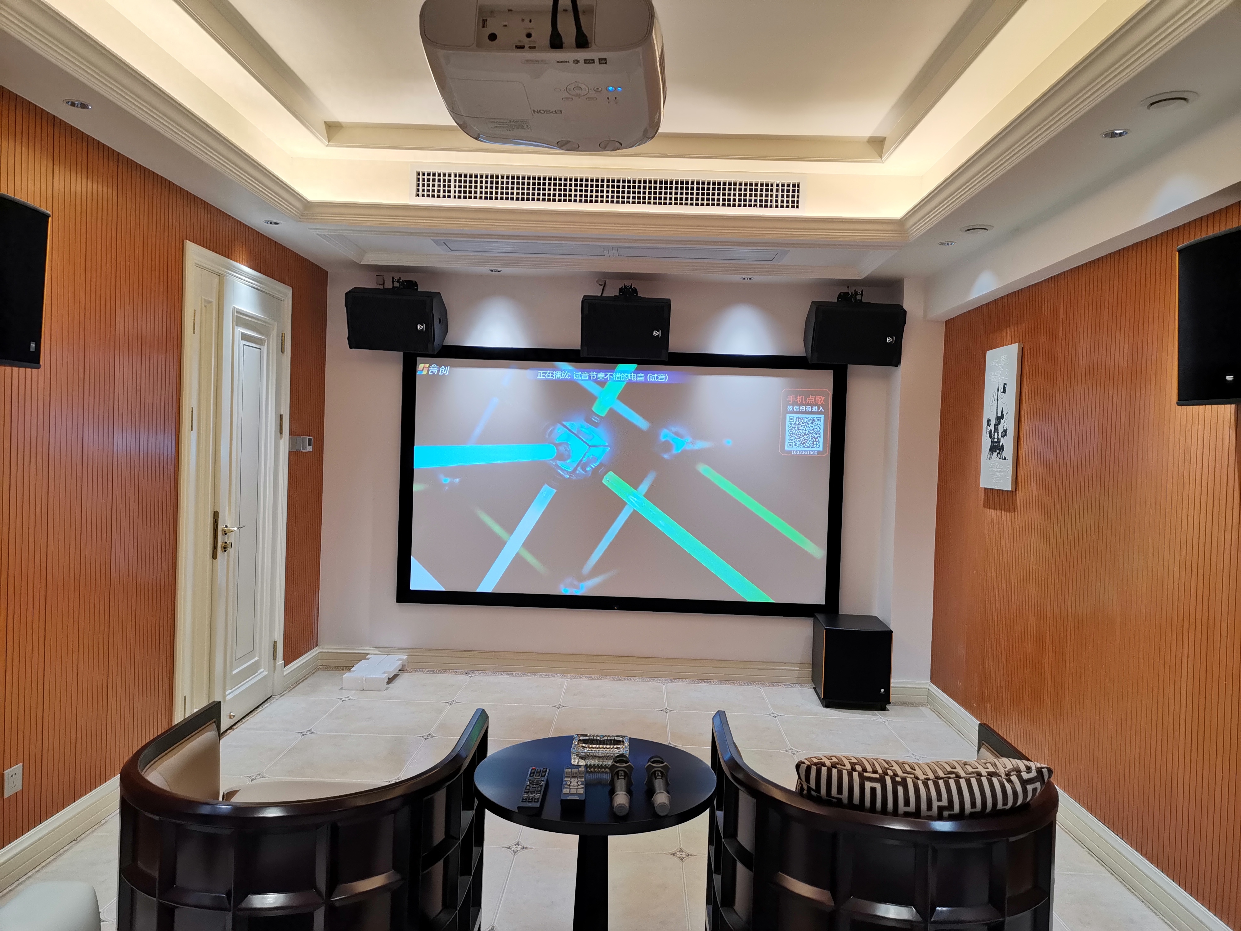 天逸作为国内知名品牌,以其深厚的技术积累和自主研发实力,推出了数款