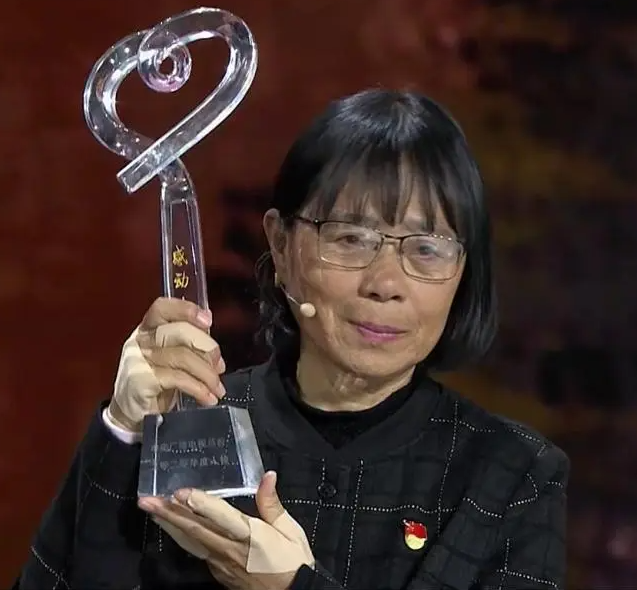 回顾张桂梅,送1800多名女孩走出大山,改变三代人的命运