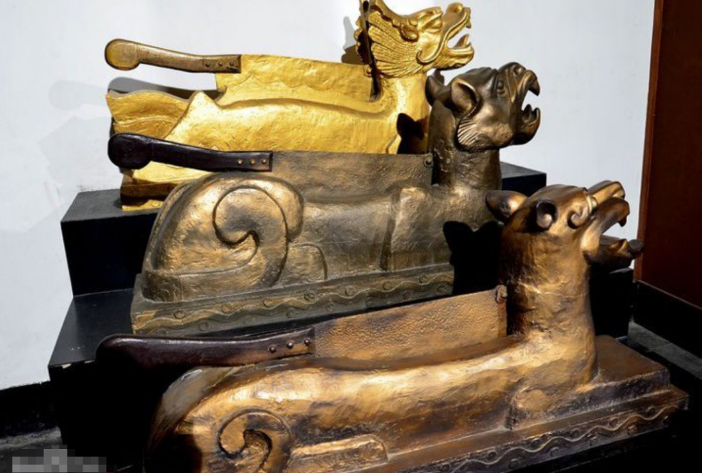 古代上打昏君下斩奸臣的4大兵器除了打王金鞭其余3个是什么