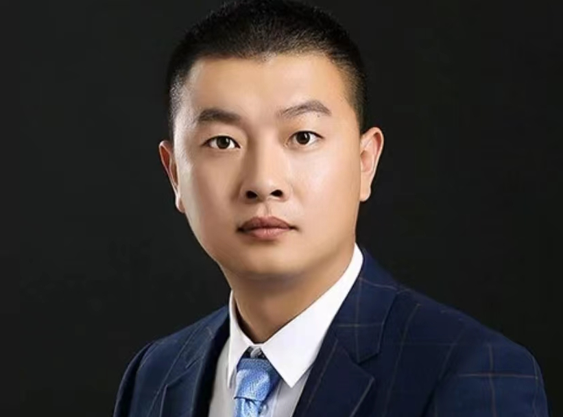 马洪涛酒后开播,承认自己曾欺骗粉丝,恳求大家给一个改过的机会