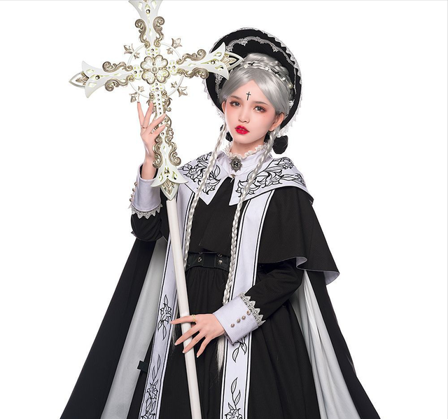 lolita和神圣的修女元素结合会有什么神奇的反应?