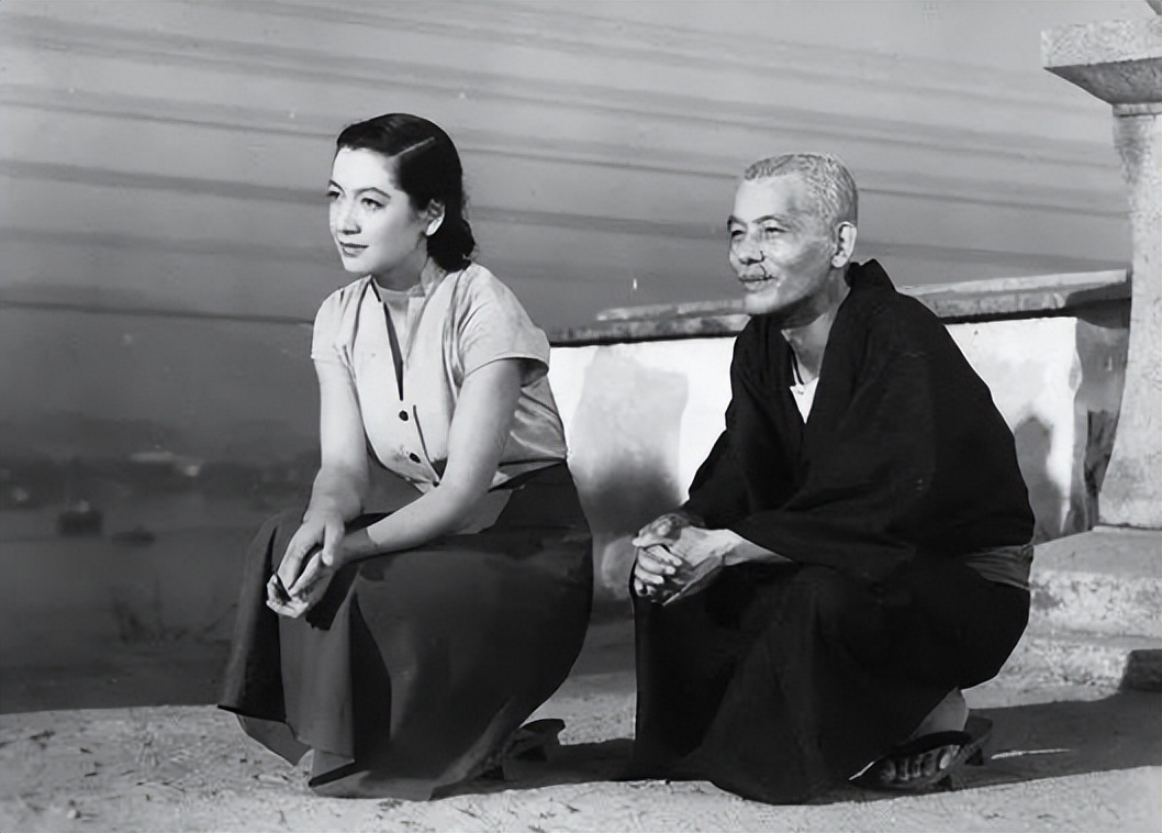 现代电影理论的建构——重新评价"新感觉派"电影论的理论遗产