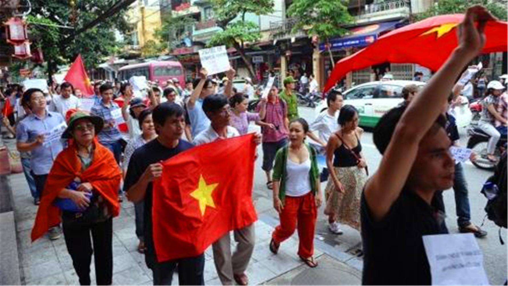 越南反华示威游行
