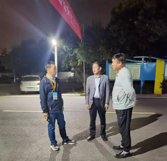 竹山中学两校区记陕西省洛南县城关中学教师跟岗学习交流活动