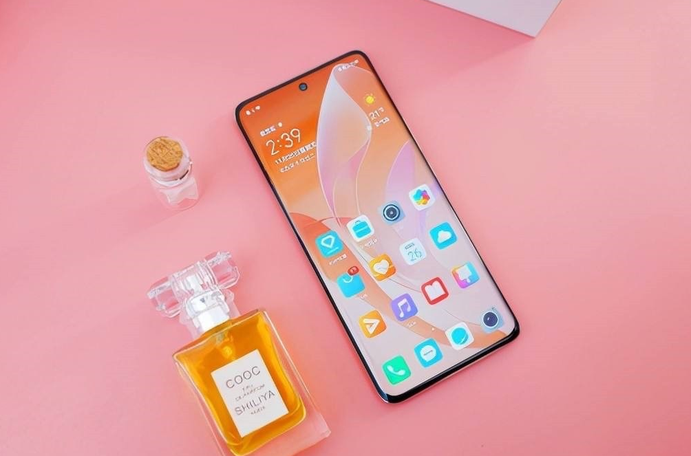 荣耀手机也分三六九等,这三款抢眼入,曲面屏才1129元