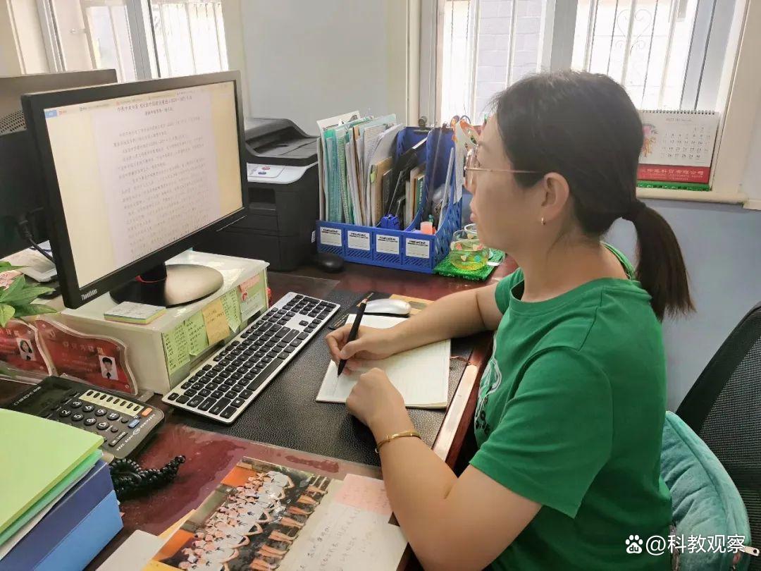 以法护航 共赴一场法治之约—育贤一幼“八五”普法宣传活动纪实(图10) 以法护航 共赴一场法治之约—育贤一幼“八五”普法宣传活动纪实(图10)