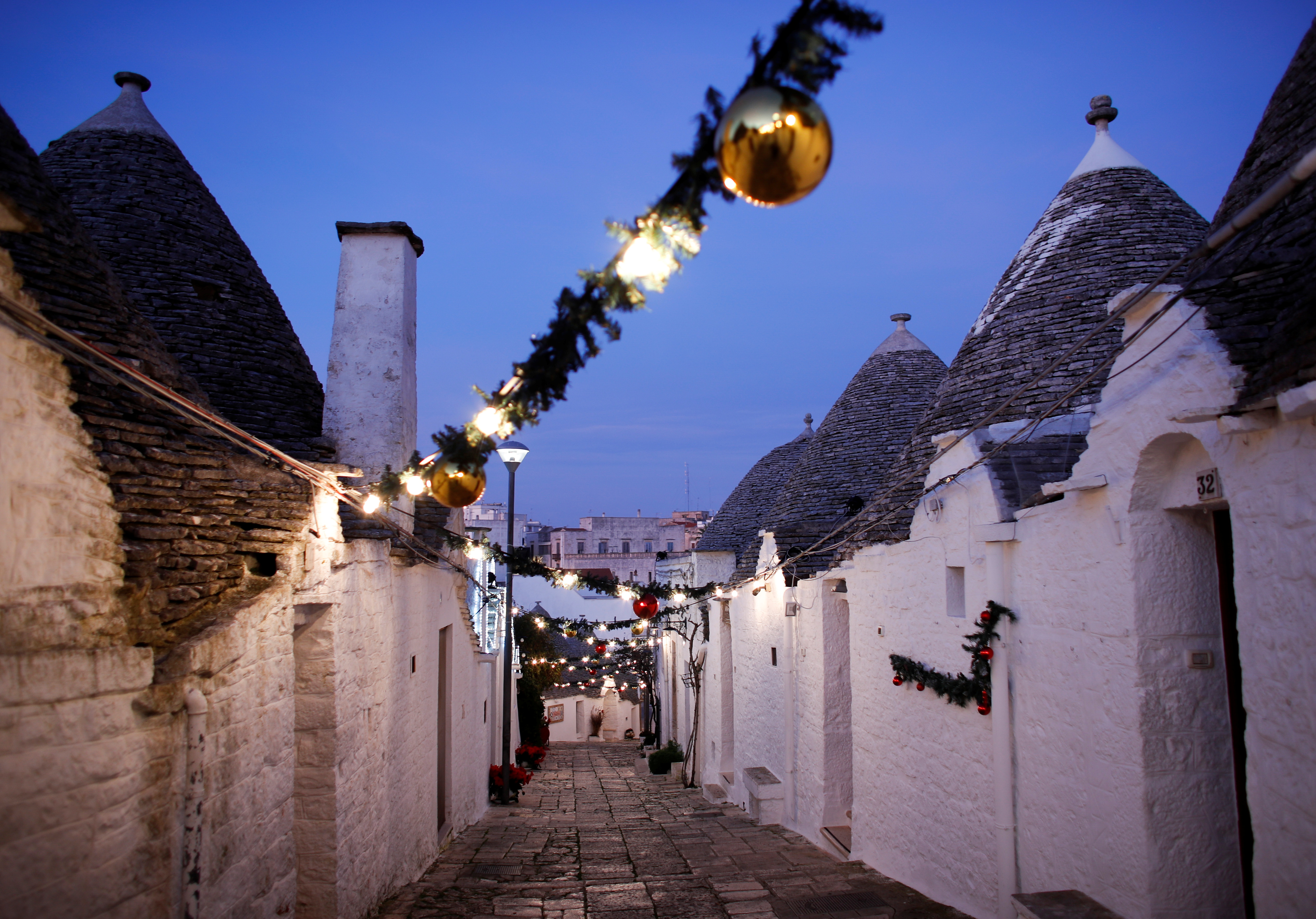 意大利阿尔贝罗贝洛:世界遗产的节日新装(13)