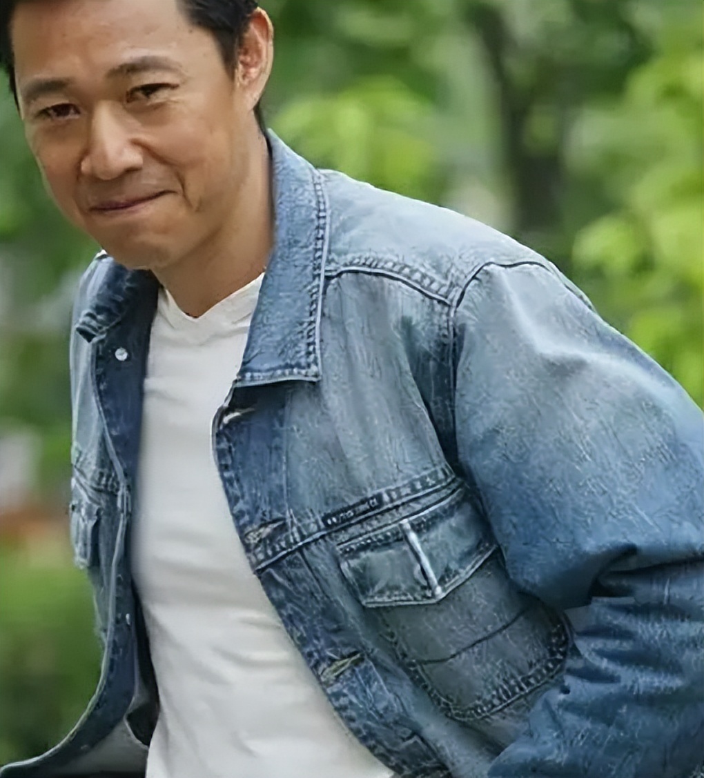 霍凡:嫁给张丰毅28年未生子女,却依旧被宠成宝