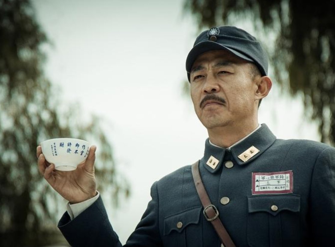 抗日英雄吉鸿昌:变卖家产与日军血战,死后妻子却为生存装疯卖傻