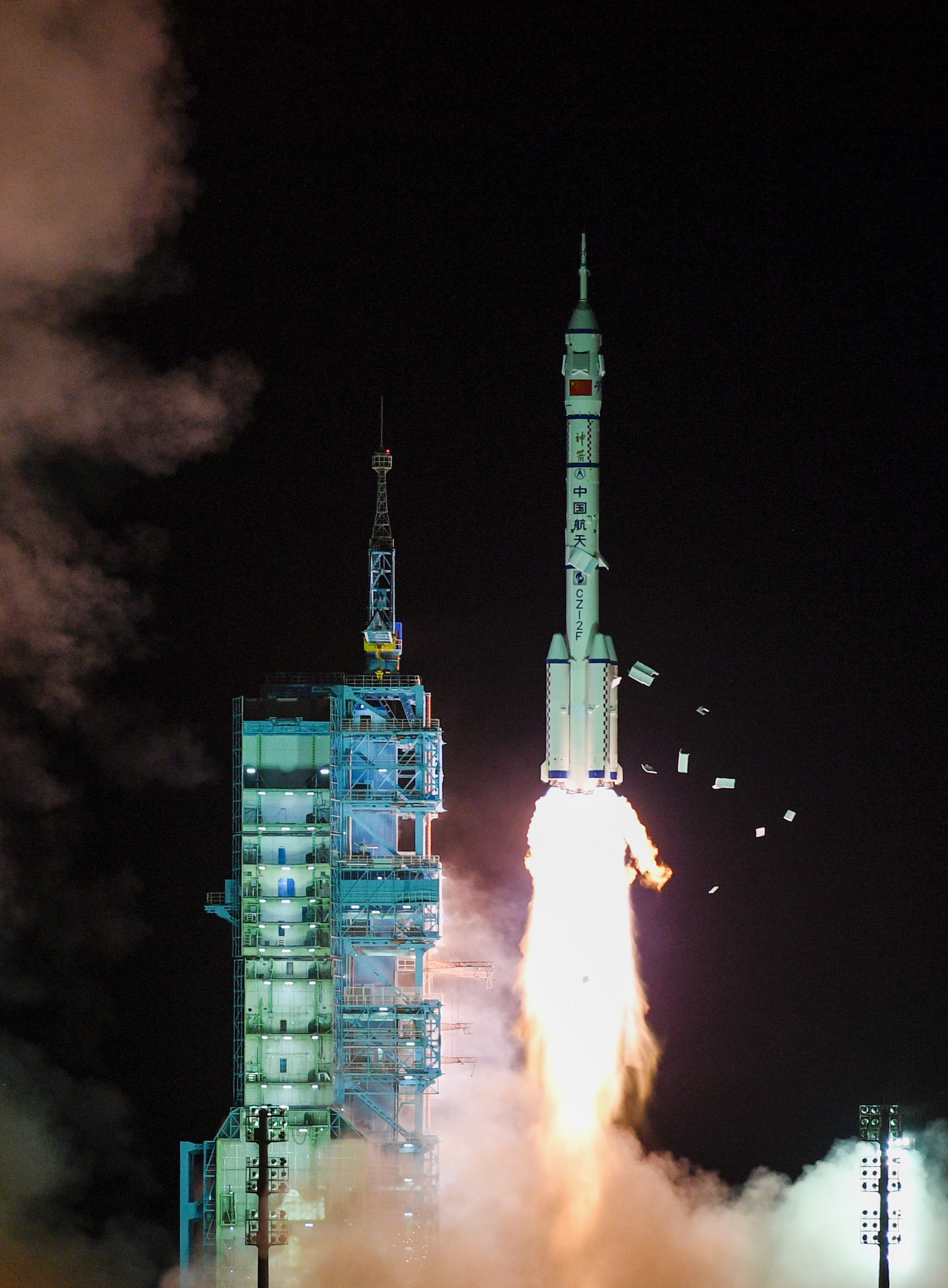 神舟十三号载人飞船发射取得圆满成功