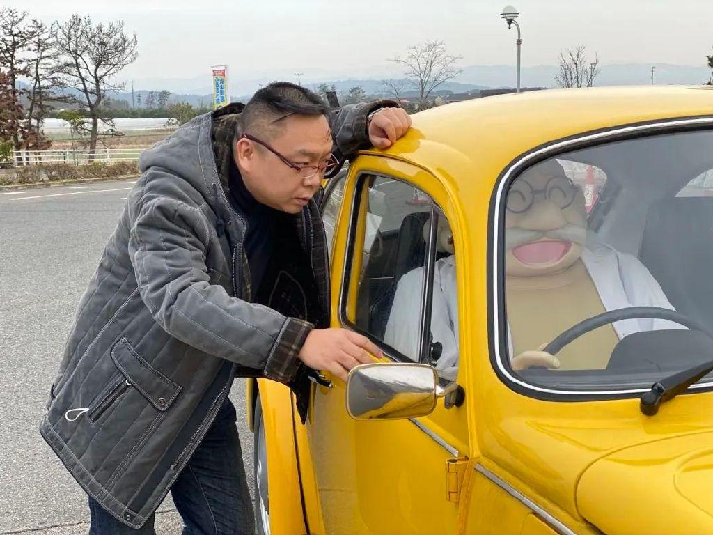 广东台节目主持人"彭彭"彭维纳,远走他乡的他近况如何?