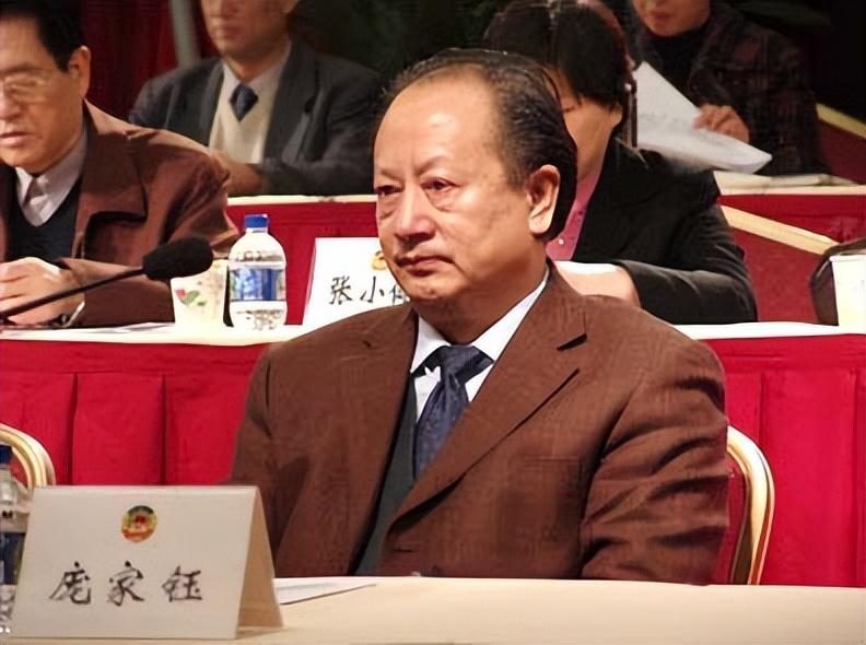 纪实:"好色老虎"庞家钰:霸占11位下属娇妻搞豆腐渣工程终落马