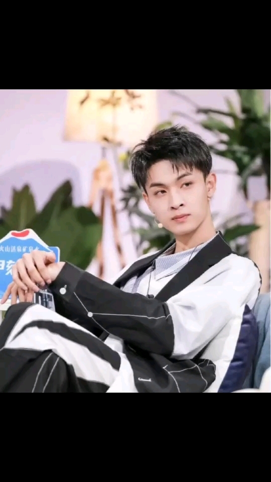 秦霄贤秦霄贤秦霄贤秦霄贤秦霄贤