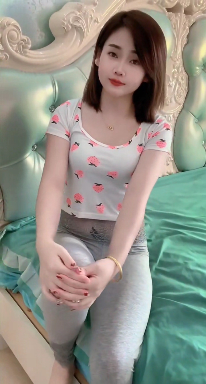 微胖女生,无可挑剔