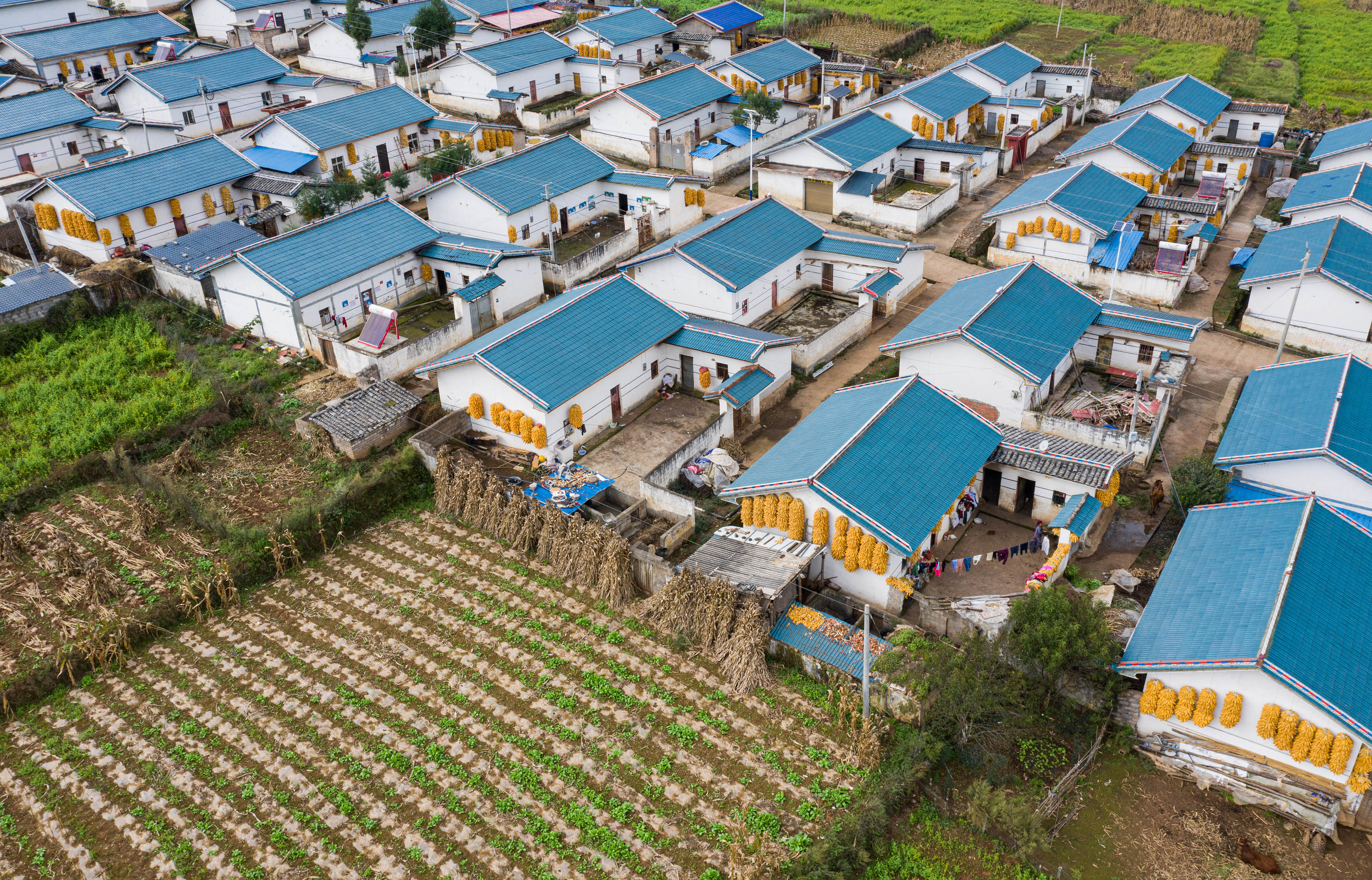 鸟瞰大凉山腹地昭觉县(22)