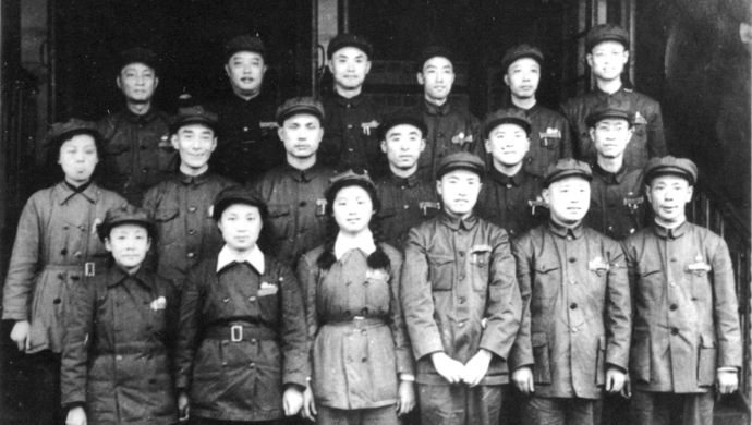 近代上海开埠以后,上海评弹票友与票房的概貌变化如何?