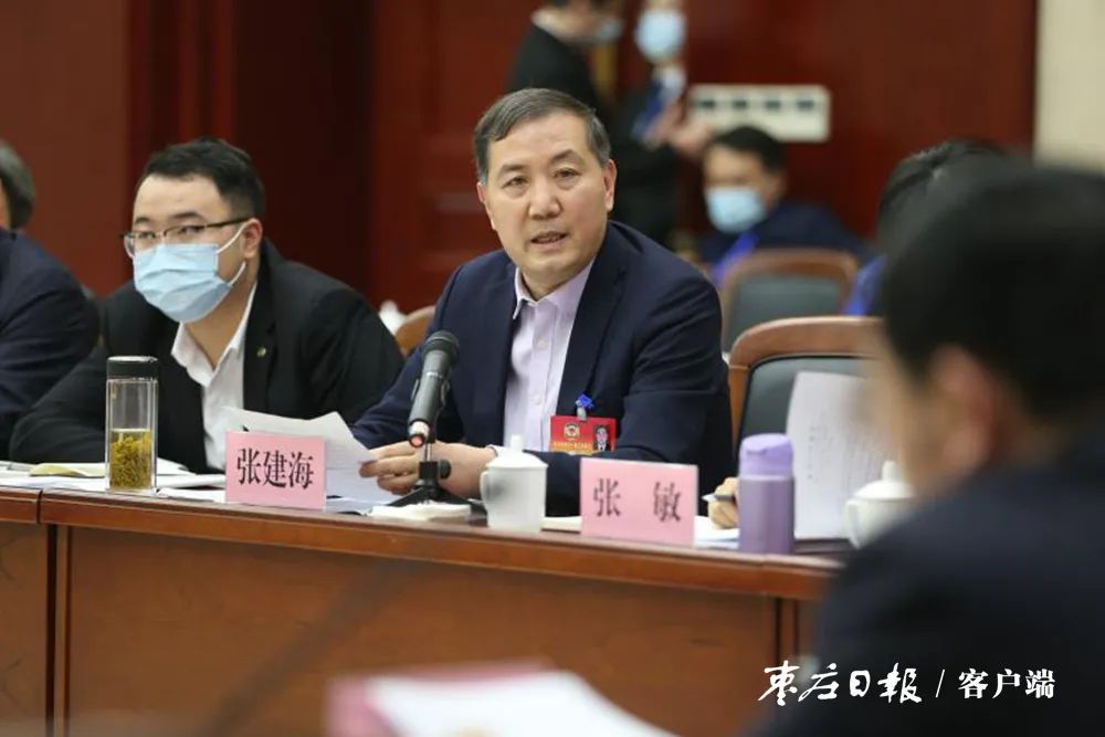 倾听真知灼见 共商发展大计 陈平 孙欣亮参加政协委员讨论