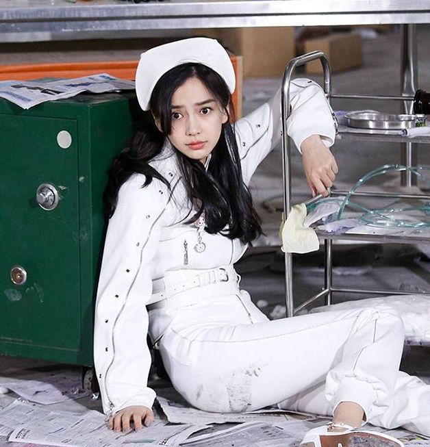 女星护士造型盘点:高圆圆清新林依晨热巴可爱,张柏芝经典