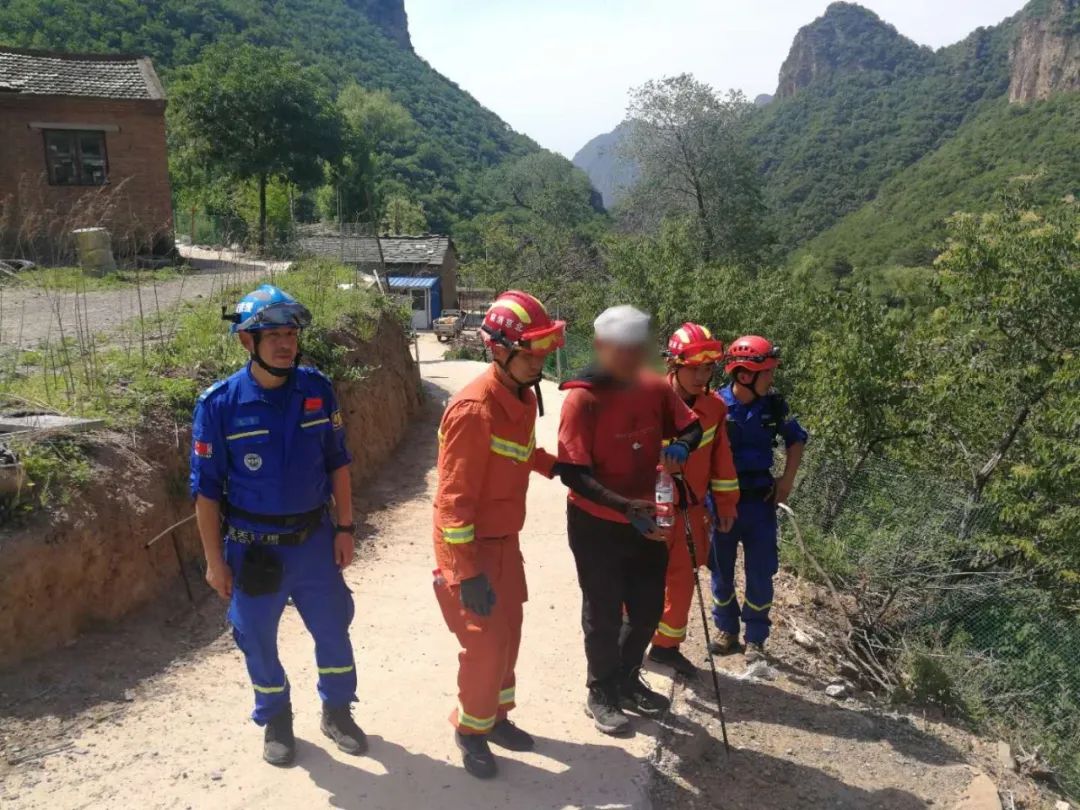 推荐六旬驴友门头沟遇险，救援人员历时十多个小时才救出他