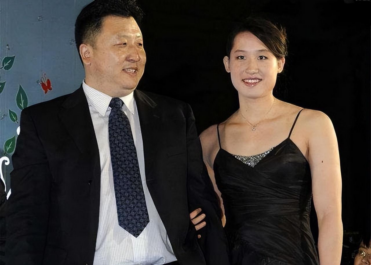 金牌教练金炜曾娶三位徒弟逼迫队员吃禁药被封杀后移民国外