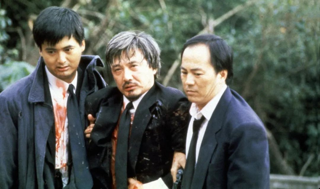 《英雄本色2》:最热血的复仇港片,周润发狄龙石天演绎暴力美学