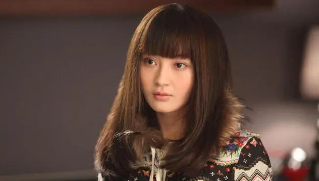 41岁姚笛现状曝光,整容过度面容憔悴,周一见之后,她过得怎么样