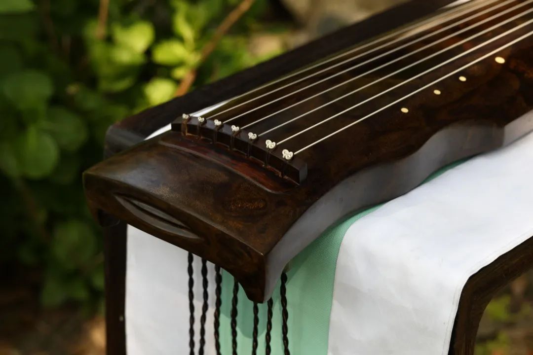 琴仙手工古琴丨"畅,操,引,弄",古琴曲的四种题材!