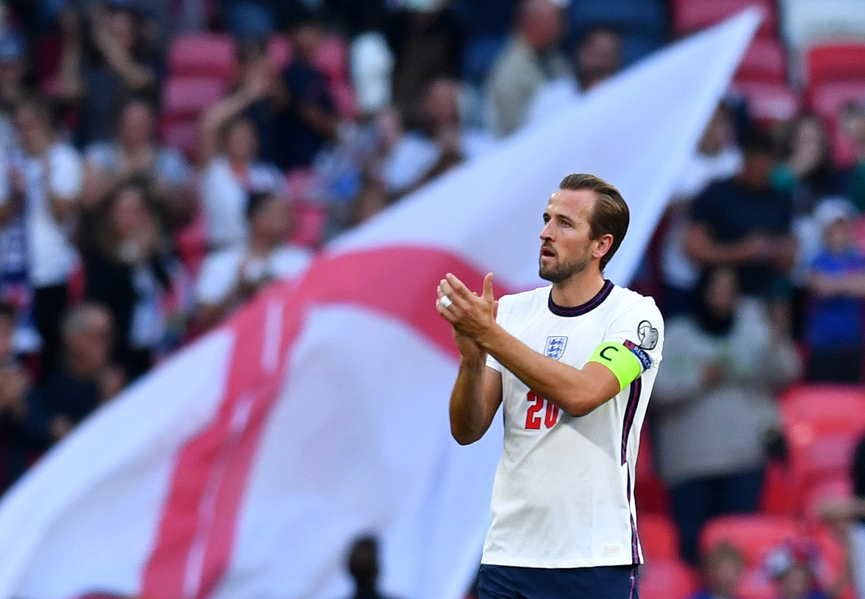 足球——世预赛:英格兰胜安道尔