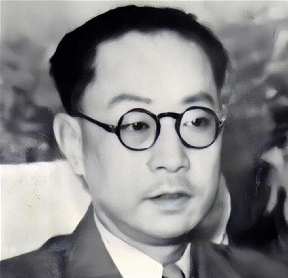 1945年我情报员华克之,与日军少将"推心置腹",智取194挺机枪