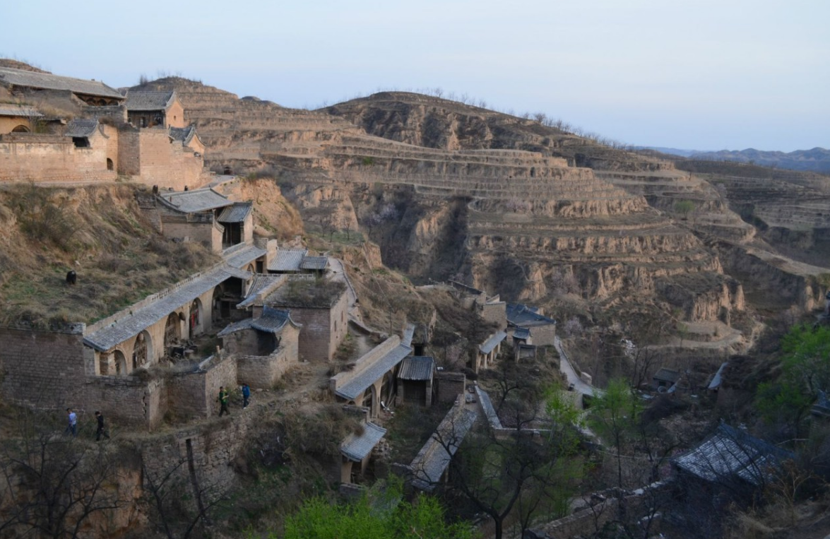 山西深山里发现神秘古村,隐居着杨家将后代,竟然还过着古代生活