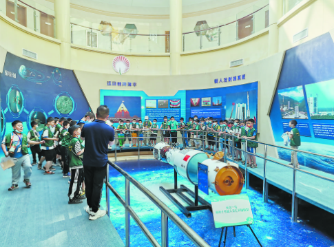 小记者在菏泽科技馆里探奥秘