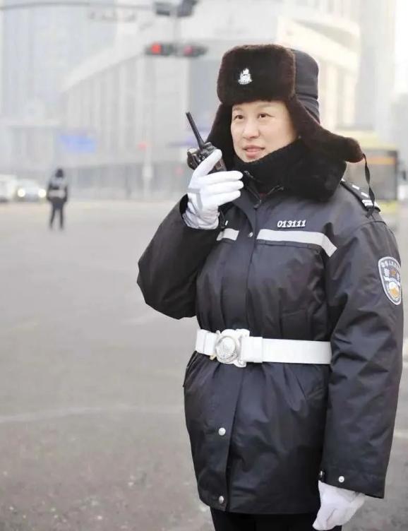 全市"最美女职工"李明波:用勤勉敬业诠释责任担当